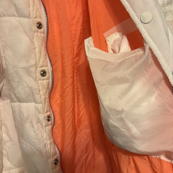 Free People Movement White Coral Juno Packable Puffer Jacket Reversible sz small - Picture 6 of 8